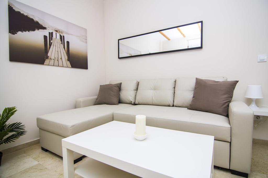 Apartamentos Centro Puerto De Santa Maria Ель-Пуерто-де-Санта-Марія Номер фото